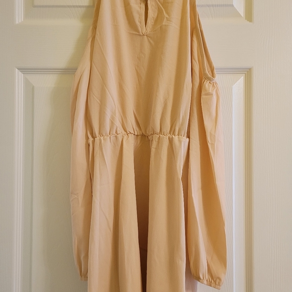 Dress women's size S - Picture 6 of 7